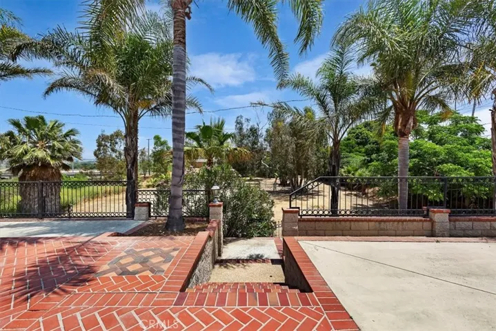 4357 Cedar Avenue, Norco, California 92860