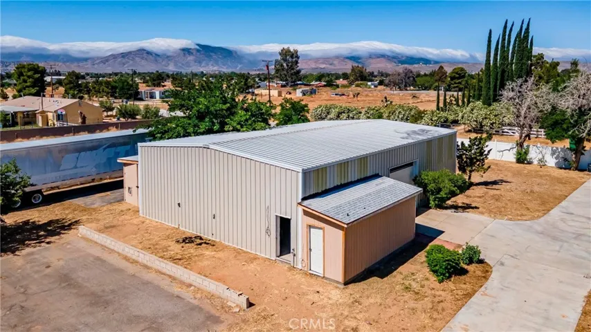 40556 11th Street W, Palmdale, California 93551