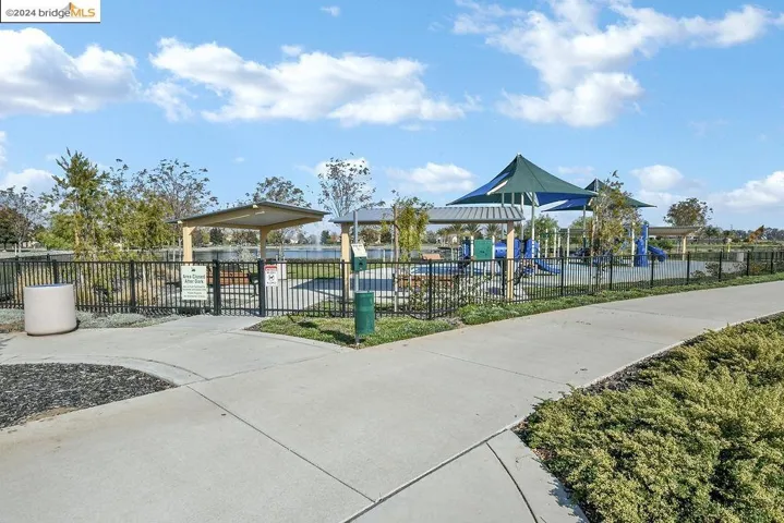 132 Cottage Grove Dr, Discovery Bay, California 94505