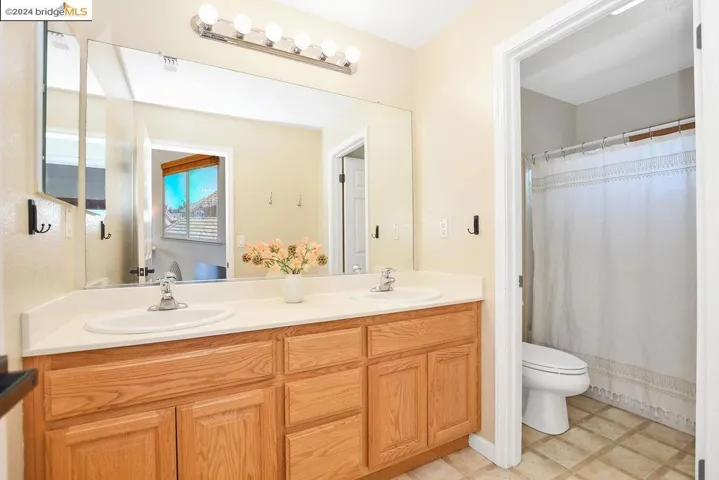 132 Cottage Grove Dr, Discovery Bay, California 94505