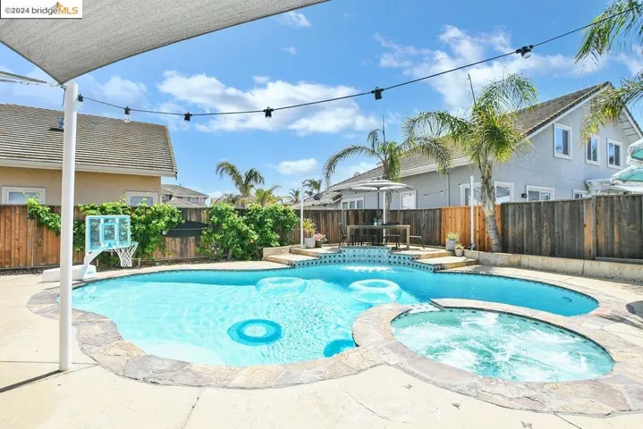 132 Cottage Grove Dr, Discovery Bay, California 94505