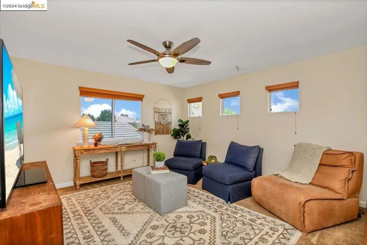 132 Cottage Grove Dr, Discovery Bay, California 94505