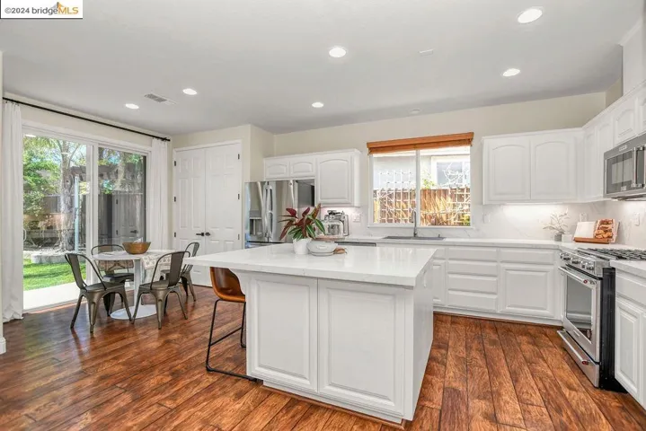 132 Cottage Grove Dr, Discovery Bay, California 94505