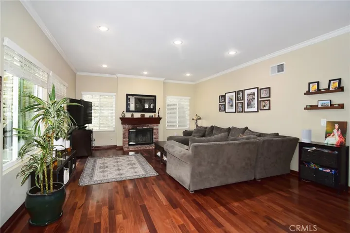 23900 Stagg Street, West Hills, California 91304