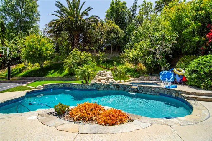 23900 Stagg Street, West Hills, California 91304