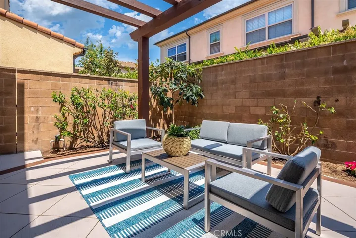 105 Overbrook, Irvine, California 92620