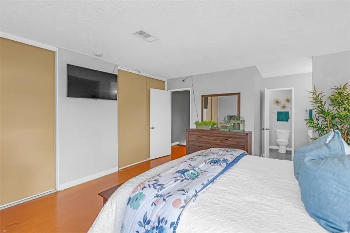 952 Pinyon Court, Ontario, California 91762