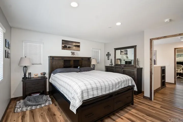 35309 White Camarillo Lane, Fallbrook, California 92028
