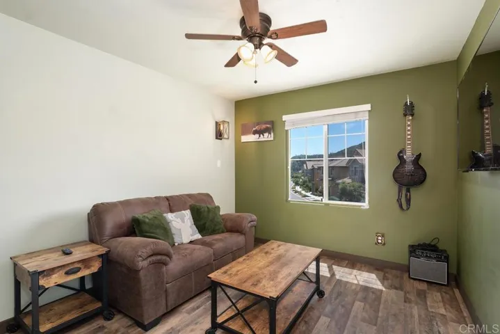 35309 White Camarillo Lane, Fallbrook, California 92028