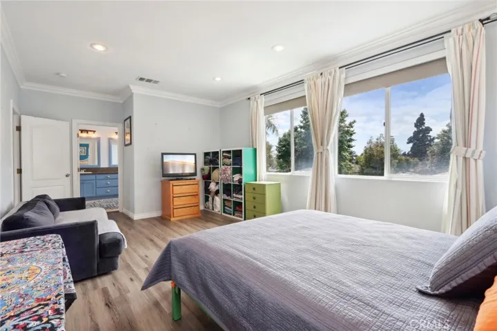 5808 Clara Street F, Bell Gardens, California 90201