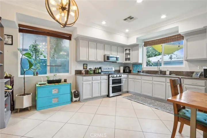 5808 Clara Street F, Bell Gardens, California 90201