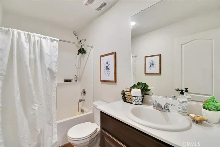 1714 Kestrel Court, Olivehurst, California 95961