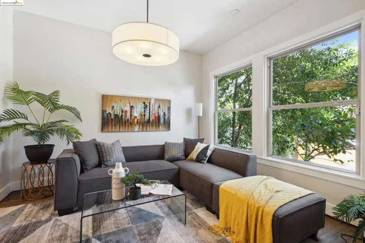 1415 9th St, Oakland, California 94607