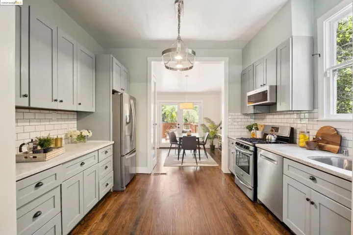 1415 9th St, Oakland, California 94607