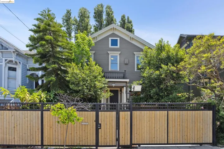 1415 9th St, Oakland, California 94607