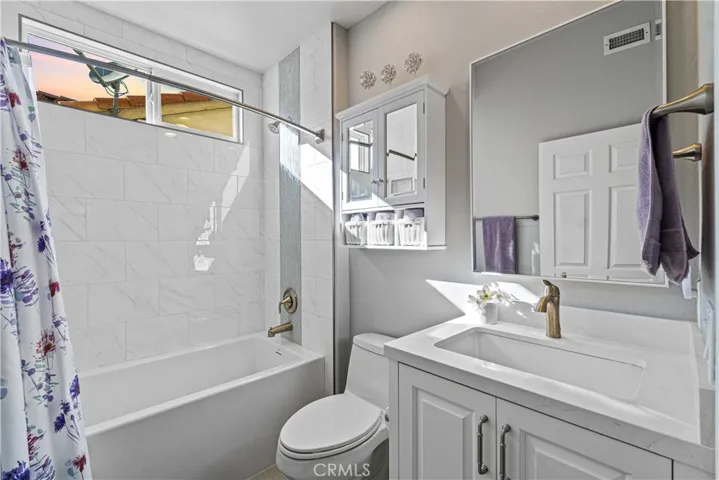 Ensuite Guest Bathroom