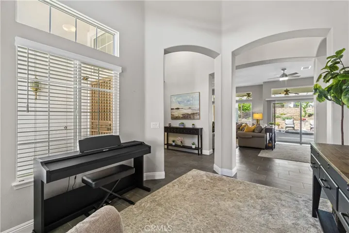 Formal Dining Room / Bonus Room