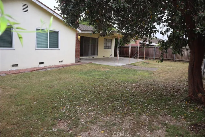 2323 Fordham Drive, Costa Mesa, California 92626