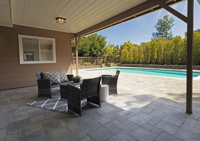 4008 Laguna Way, Palo Alto, California 94306