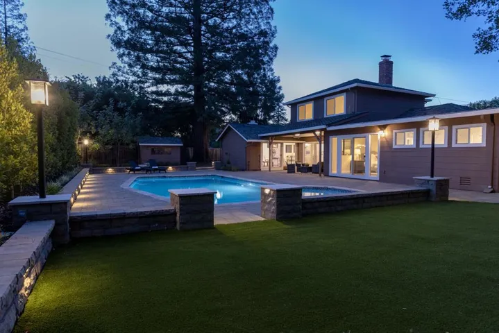 4008 Laguna Way, Palo Alto, California 94306