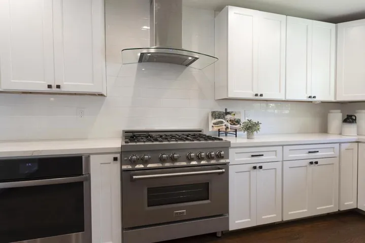 4008 Laguna Way, Palo Alto, California 94306
