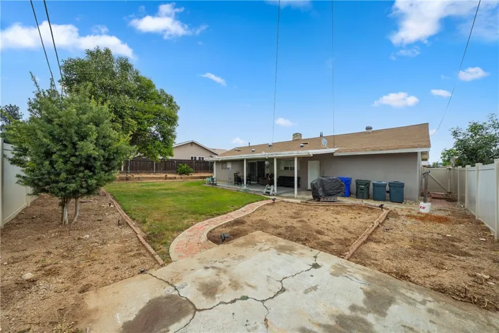 35250 Santa Maria Street, Yucaipa, California 92399