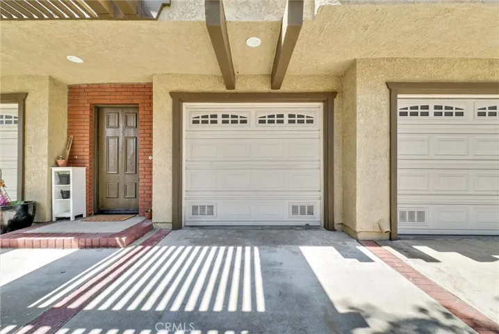 25275 Oak Canyon Lane 6, Lake Forest, California 92630