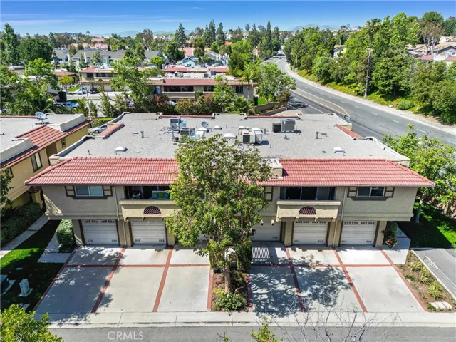 25275 Oak Canyon Lane 6, Lake Forest, California 92630
