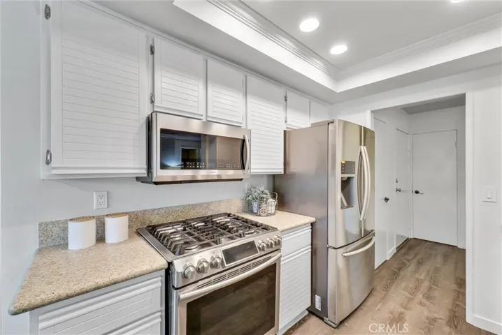 25275 Oak Canyon Lane 6, Lake Forest, California 92630