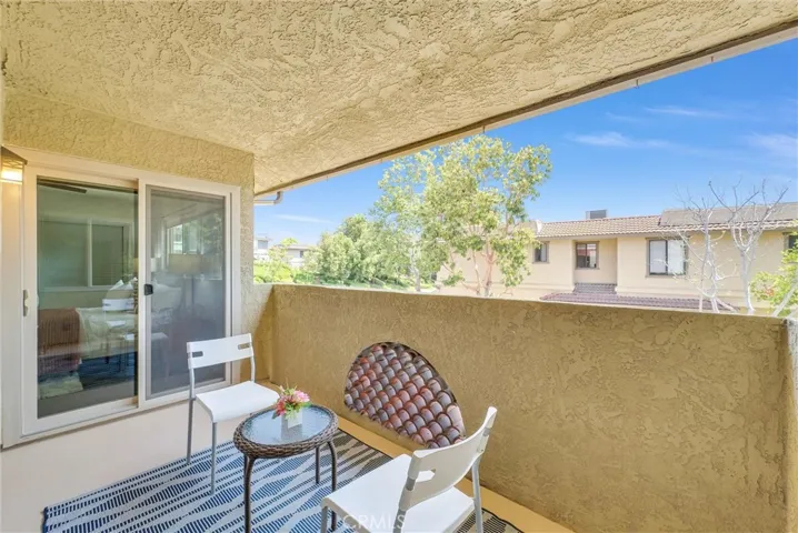 25275 Oak Canyon Lane 6, Lake Forest, California 92630