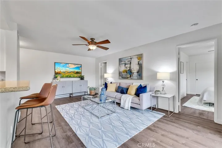 25275 Oak Canyon Lane 6, Lake Forest, California 92630