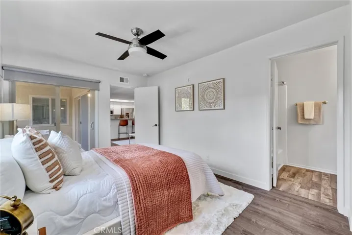 25275 Oak Canyon Lane 6, Lake Forest, California 92630