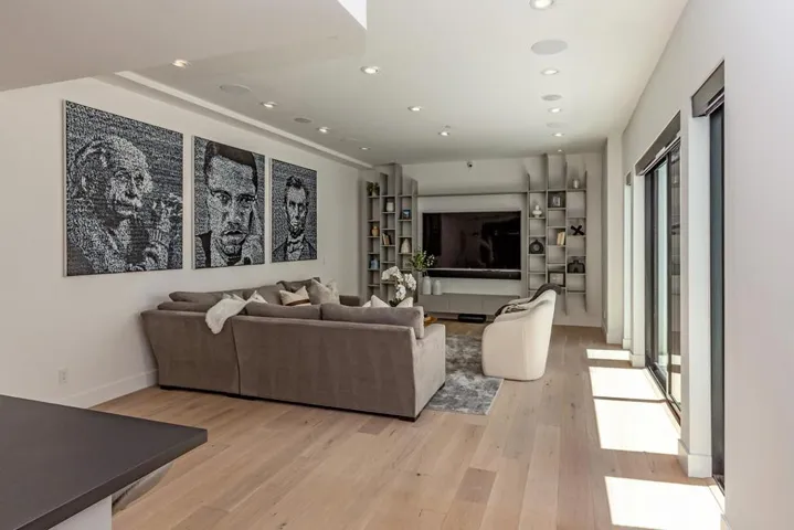 520 Tennyson Avenue, Palo Alto, California 94301