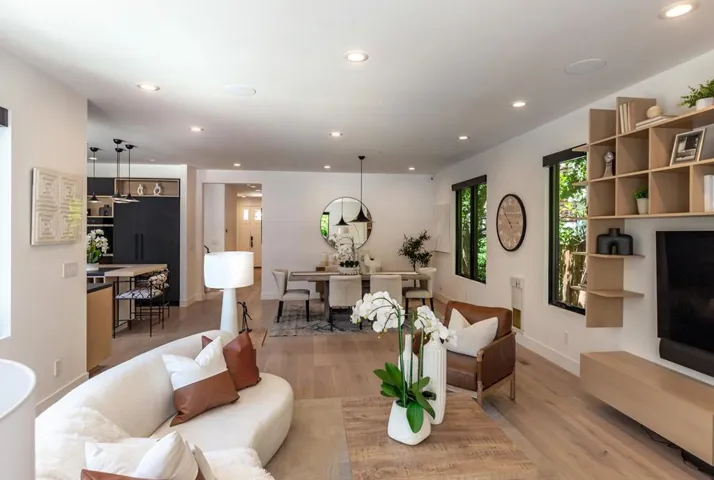 520 Tennyson Avenue, Palo Alto, California 94301