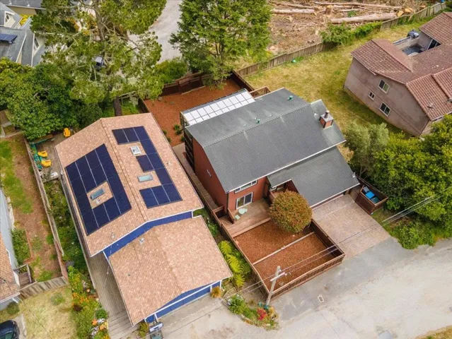 680 Vermont Avenue, Moss Beach, California 94038