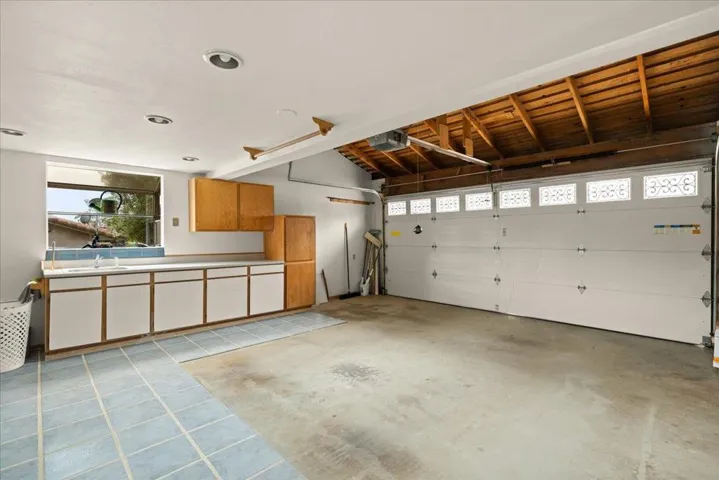 680 Vermont Avenue, Moss Beach, California 94038