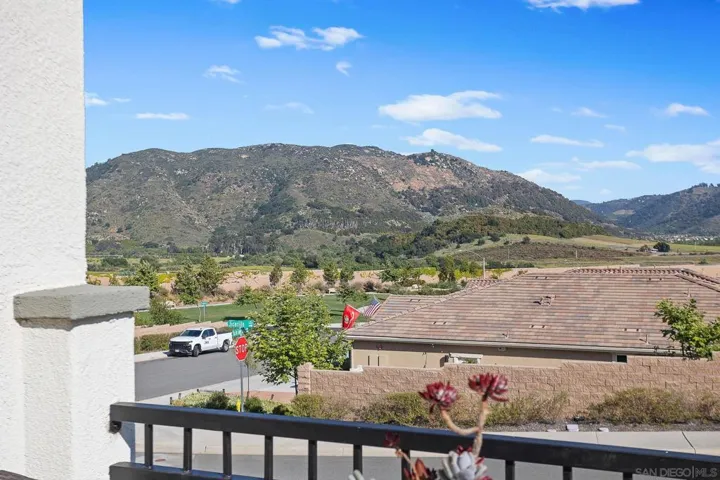 2919 Via De Todos Santos, Fallbrook, California 92028