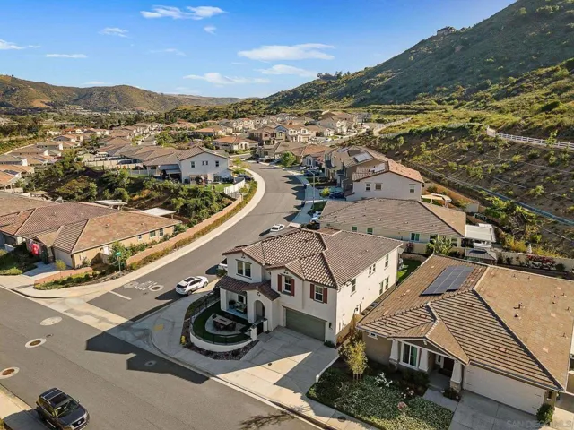 2919 Via De Todos Santos, Fallbrook, California 92028