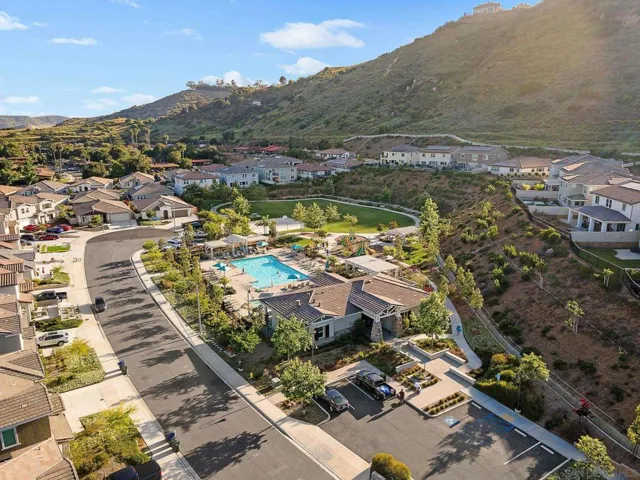 2919 Via De Todos Santos, Fallbrook, California 92028