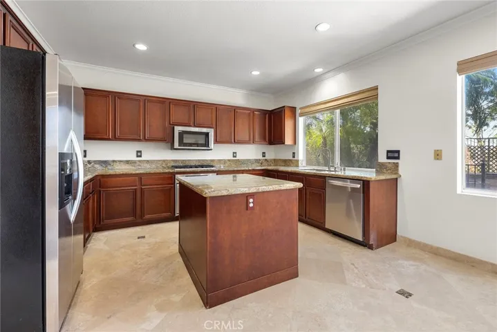8805 E Fallsview Road, Anaheim Hills, California 92808