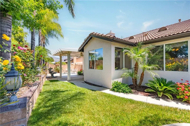 945 Corwin Place, Hemet, California 92544