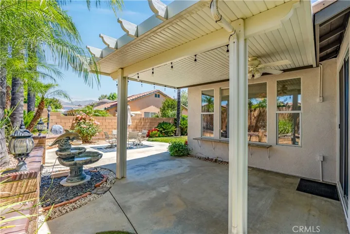 945 Corwin Place, Hemet, California 92544