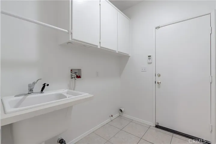 945 Corwin Place, Hemet, California 92544