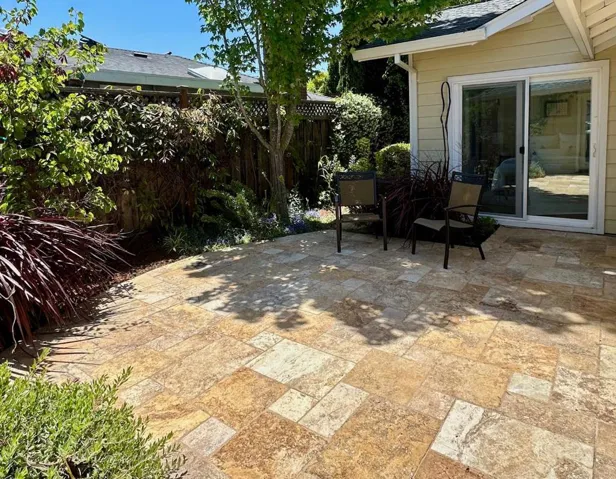 2970 South Court, Palo Alto, California 94306