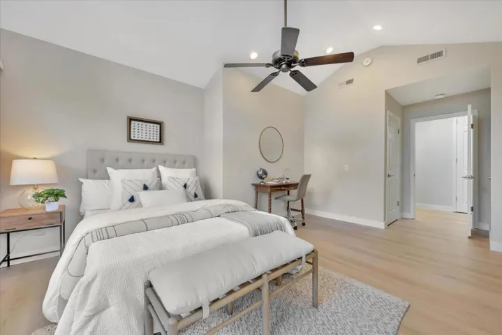 2970 South Court, Palo Alto, California 94306