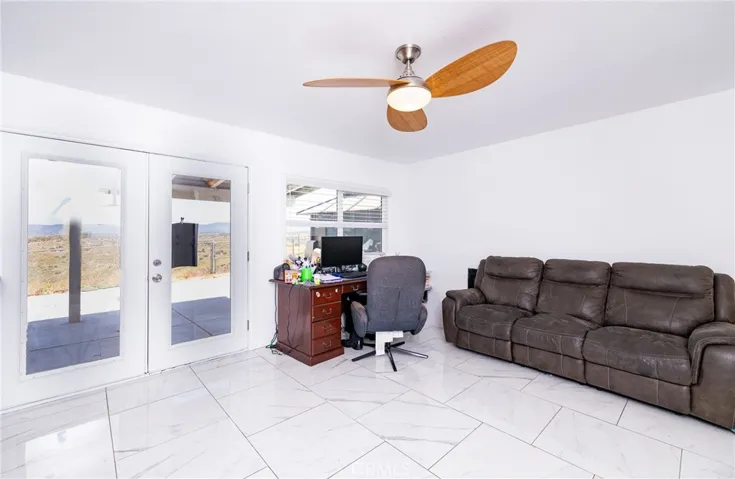 15055 Halinor Street, Hesperia, California 92345