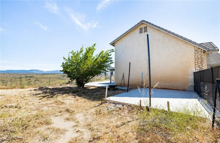 15055 Halinor Street, Hesperia, California 92345