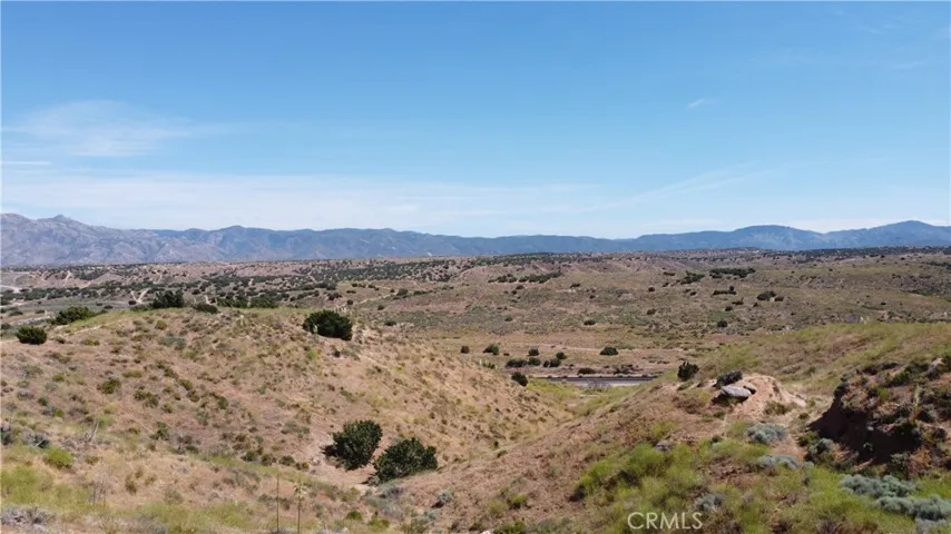 15055 Halinor Street, Hesperia, California 92345