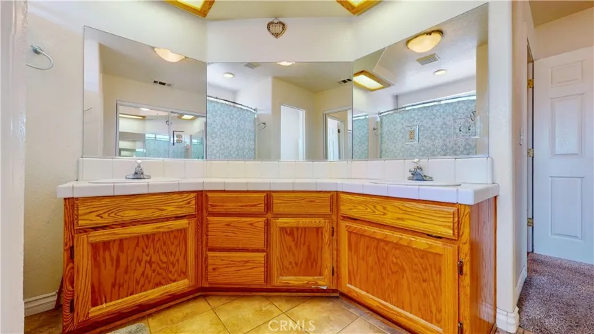 34789 F Street, Barstow, California 92311