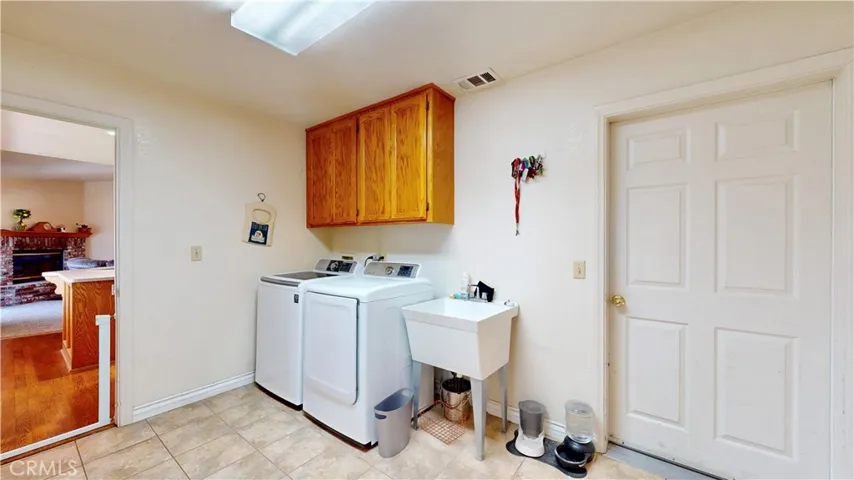 34789 F Street, Barstow, California 92311